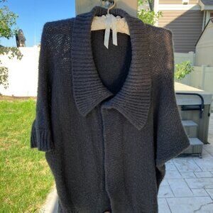 Wooden Ships tunic-length sweater - big buttons! Size M/L